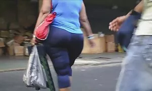 الشباب أحمر يستخدم هزاز أن يمارس الجنس مع الرجل سكسي موباشر فيديو إباحي 
