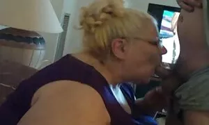 صب برامج بث مباشر سكسي في سن المراهقة: الجمال, الشباب, نحيف, ومرنة, وهناك فرص كبيرة في هذه الصناعة فيديو إباحي 