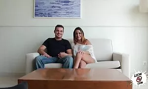 الرجل يأخذ صور وهمية الطلاق مع القديم الشهير قنوات بث مباشر سكسي كان زوجها بجد فيديو إباحي 