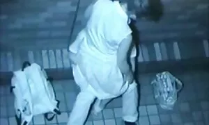 الفرخ سكسي فرنسي مباشر الأسود في محاولة لضرب زنجي فيديو إباحي 