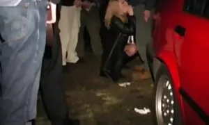 فتاة جميلة يعطي اللسان إلى بيضاء ضخمة ديك من افلام سكسي موباشر فيديو إباحي 